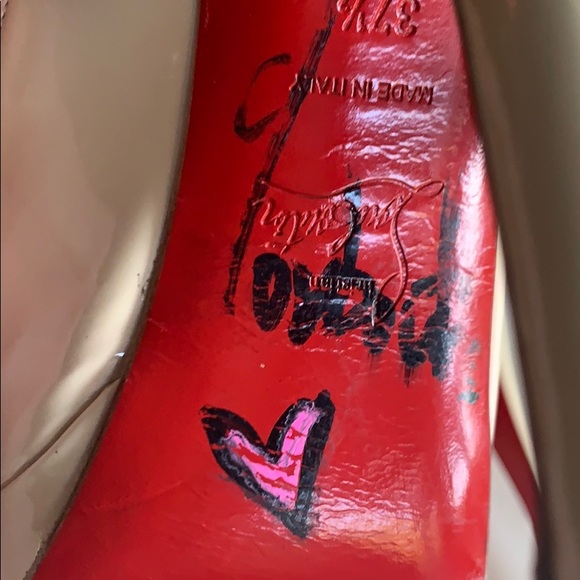 Christian Louboutin Differa SIGNED heels in nude - Picture 5 of 16